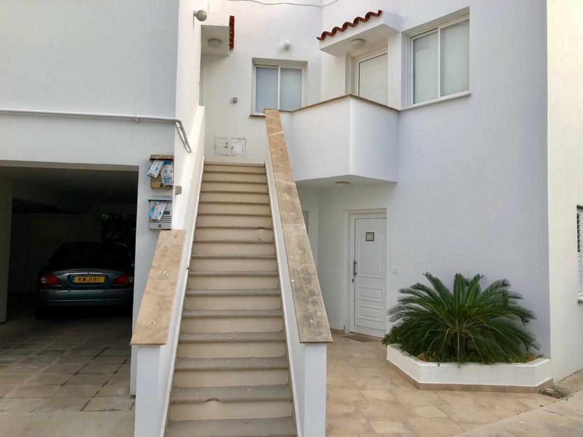 Yiallos Village C107 Larnaca Exterior photo